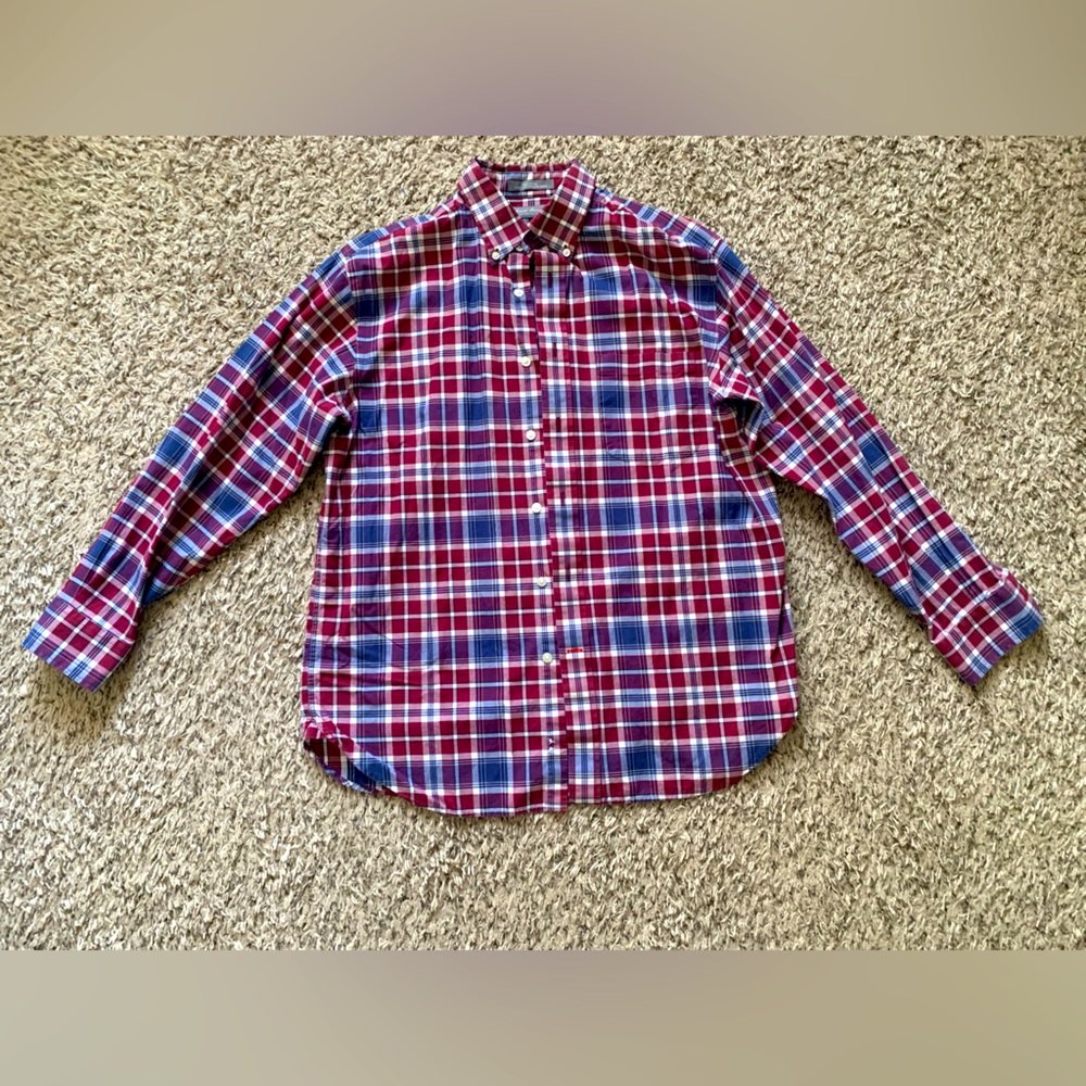 🎉 Final Spring Break Sale!! 😀 🎉 Men’s Daniel Cremieux Button Down shirt